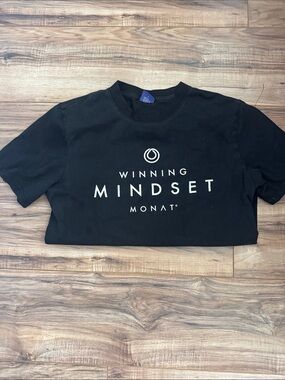 MONAT Women's Black 'Winning Mindset' Graphic Tee